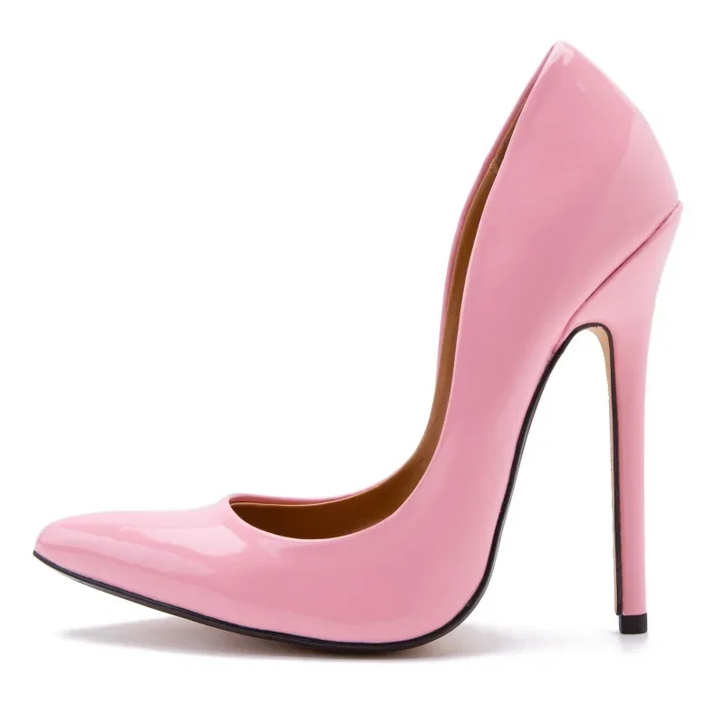 Женские туфли-лодочки на шпильке