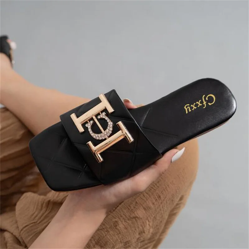 

Fashion female footwear light Women's Sandals Flat Women's Home Slippers Summer Square Women's Beach Shoes Zapatillas Mujer