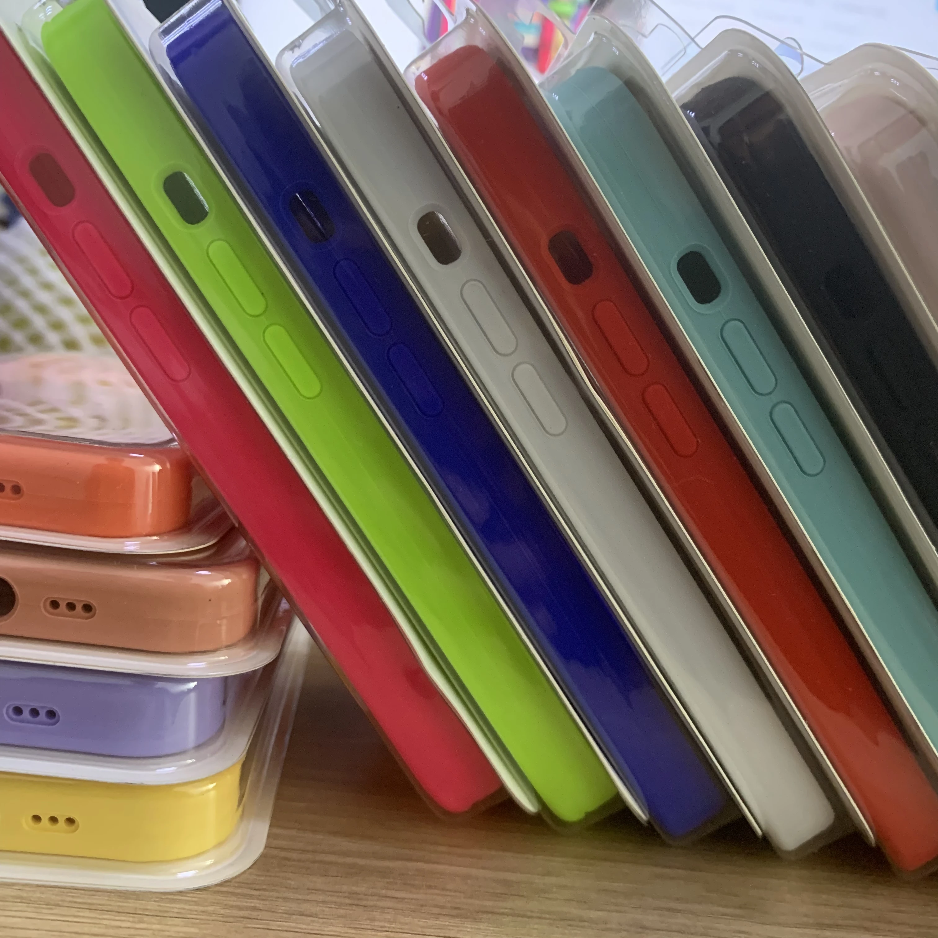 

1000Pcs/OEM AAAAA Silicone Case For Phone 13 12 Pro Max 12Mini 11 6 7 8 Plus X XR XS MAX Cover Case With Packaging Shell Hull