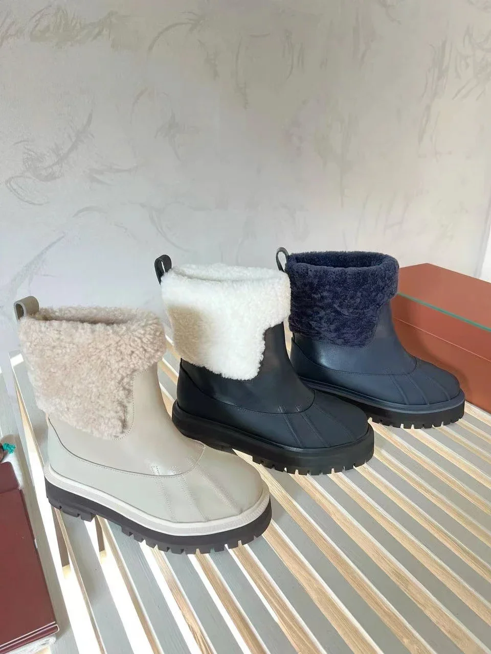 Зимние женские ботинки на флисовой платформе L * P модные ботильоны меху в стиле