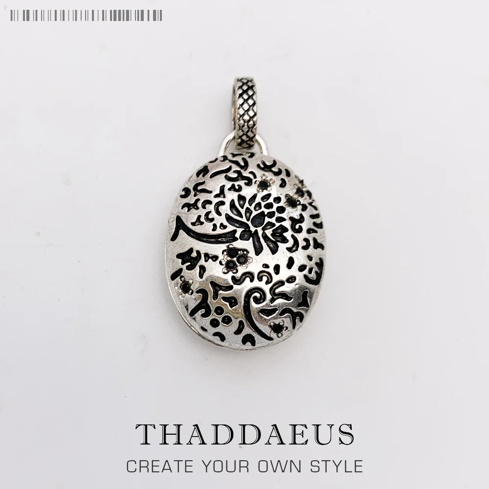 

Pendant Oval Black Rose Flower Locket,2020 Spring Fashion Jewelry Europe Necklace Vintage Gift For Woman