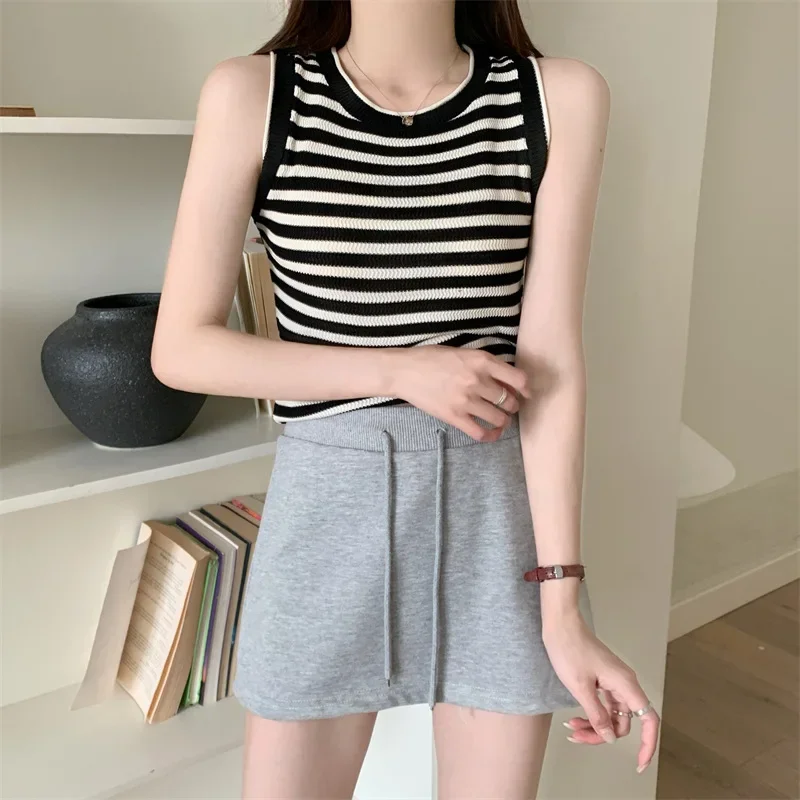 Новинка 2024 женская летняя полосатая вязаная майка укороченная верхняя одежда