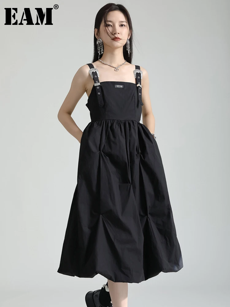 

Женское плиссированное платье EAM, черное элегантное платье на бретелях с квадратным воротником, без рукавов, свободный крой, весна-лето 2023, ...