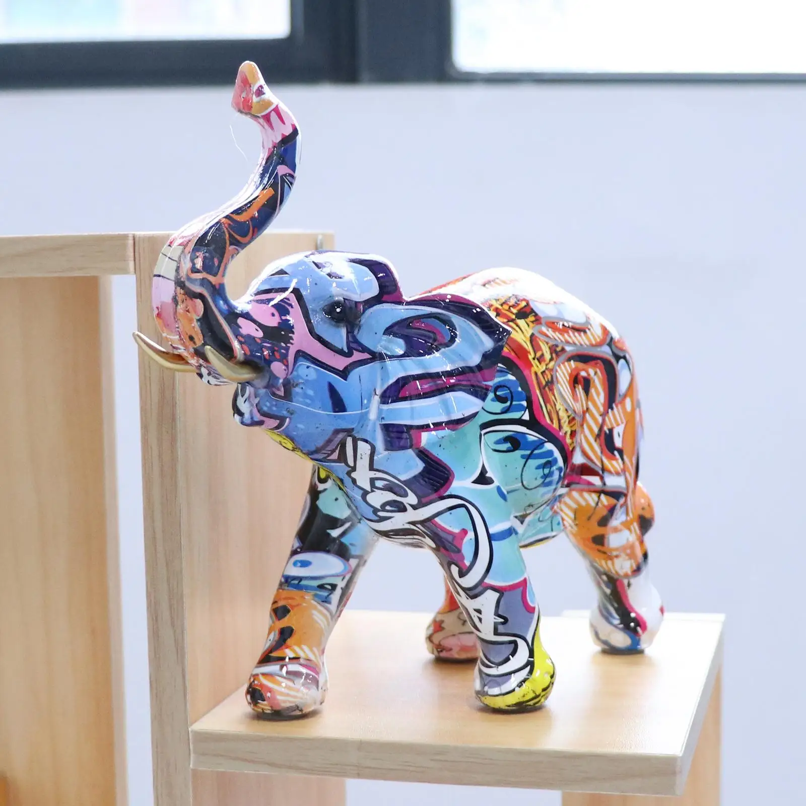 

Resin Crafts Figurine Colorful Aminial Statue Sculpture Tabletop Standing