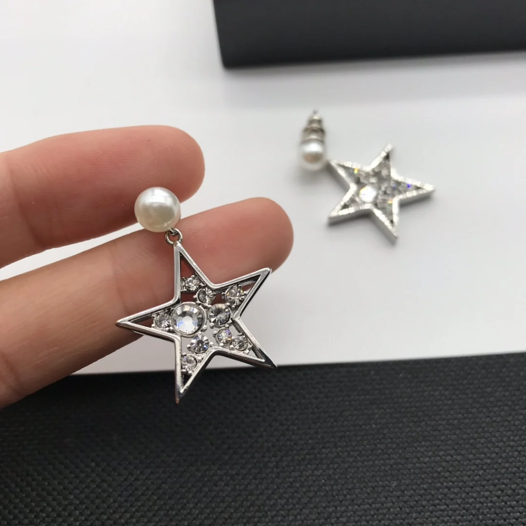 

European and American pop star full diamond pearl earrings