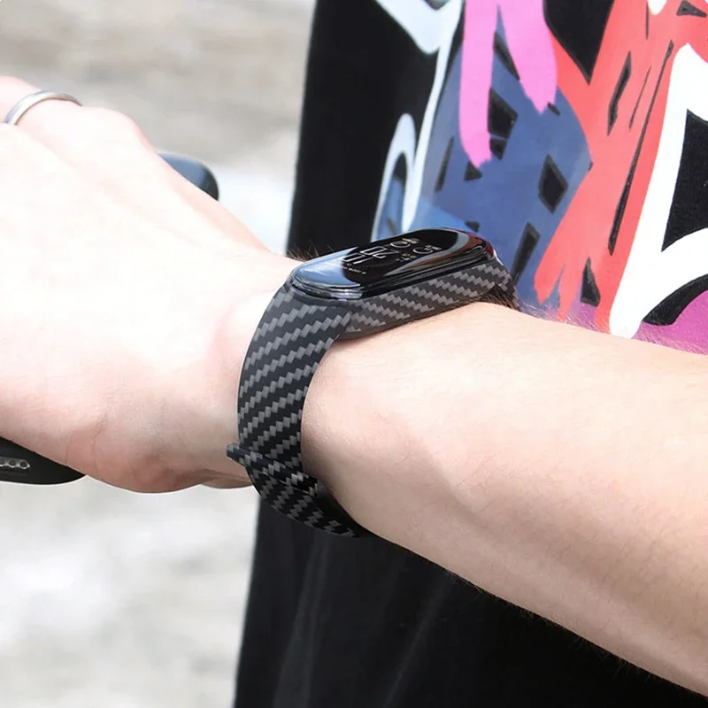 Carbon fiber strap For Xiaomi Mi Band 7 nfc Wristband smartwatch MIband 5 silicone bracelet correa 4 3 6 accessories