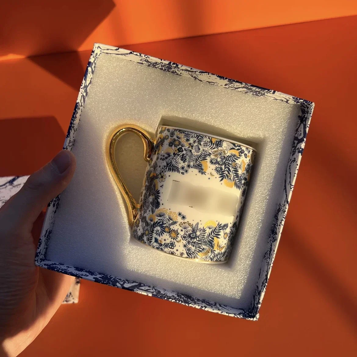 Легкая роскошная кружка из костяного фарфора с золотым краем чашка для молока