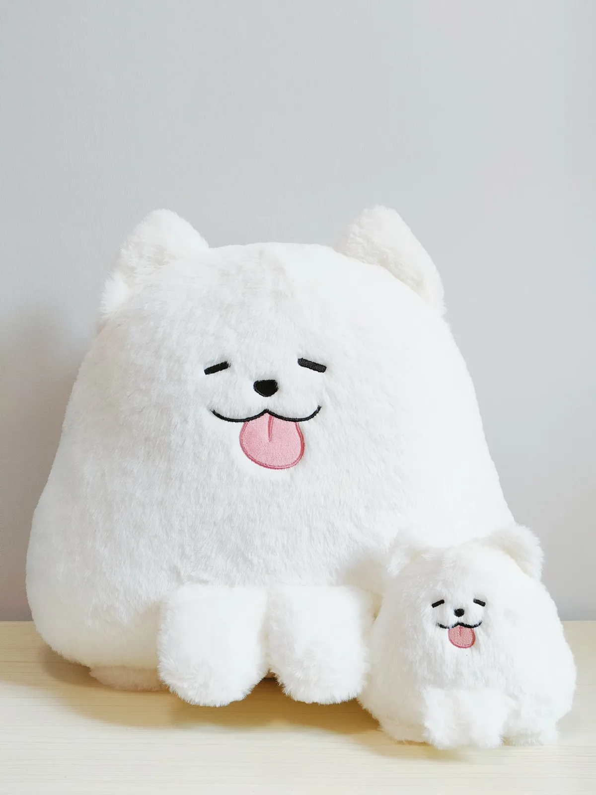 Плюшевая подушка для щенка Samoyed милый и невинный дизайн теплый исцеляющий