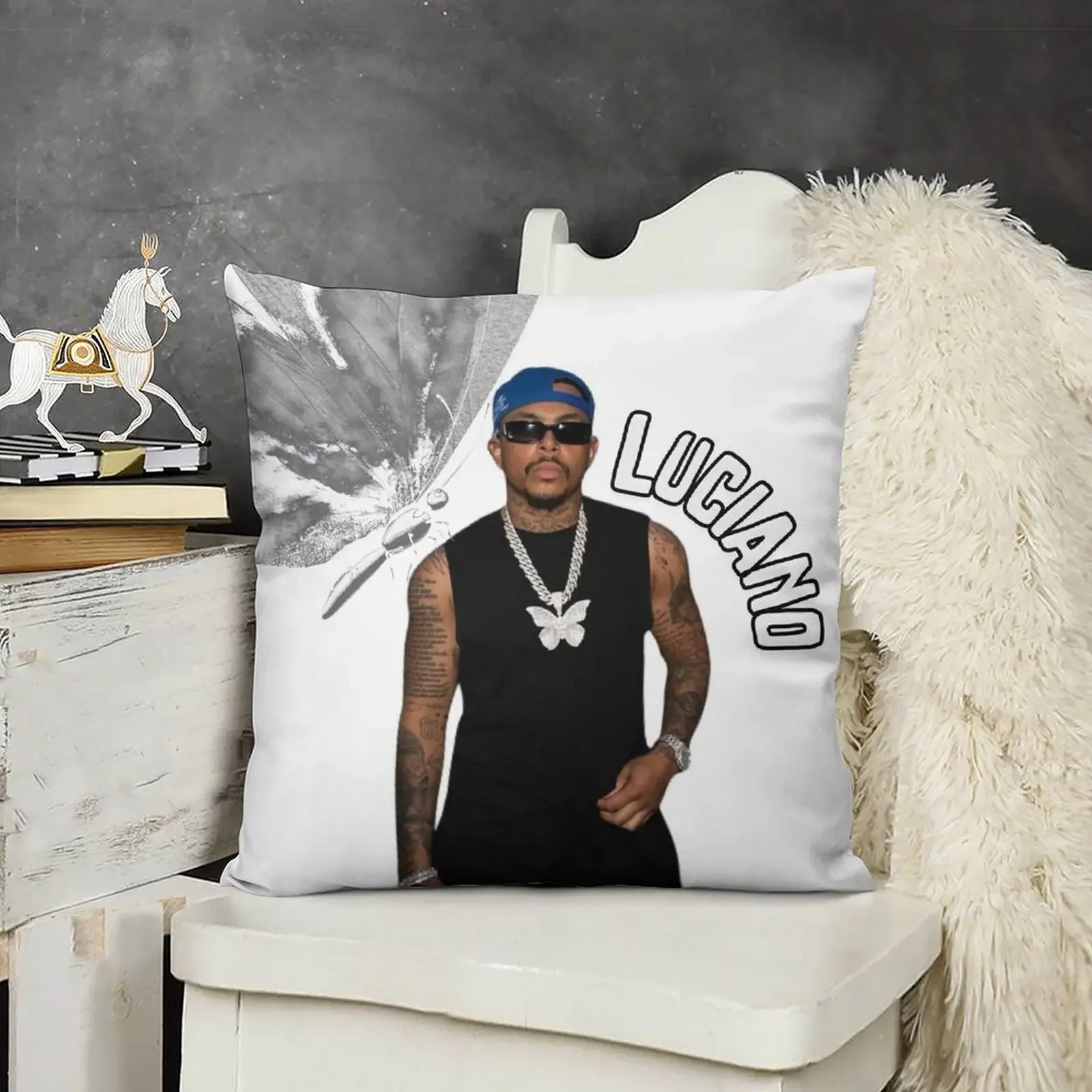 Подушка Luciano в немецком рэпе подушка на заказ фото наволочки декоративная