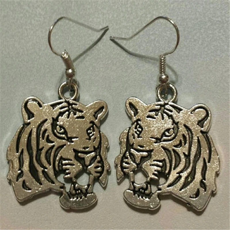 

New Products Hot Selling Fashion Trend Jewelry Animal Jewelry Tiger Pendant Earring Jewelry
