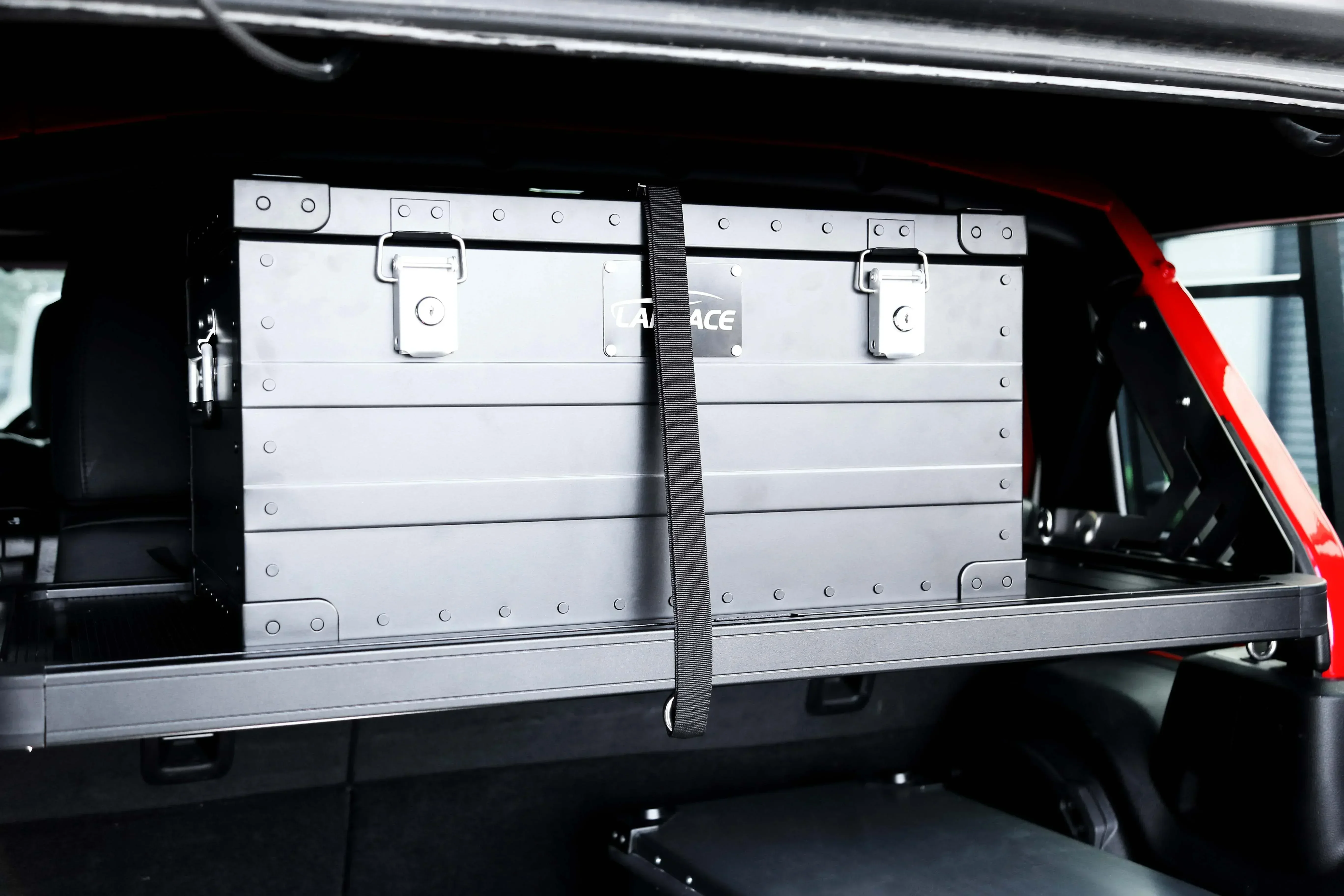 Фото Отличный стол для кемпинга Multifonctionnelle En Aluminium Pour Jeep Wrangler JL, Étagère De Rangement De Coffre, №5