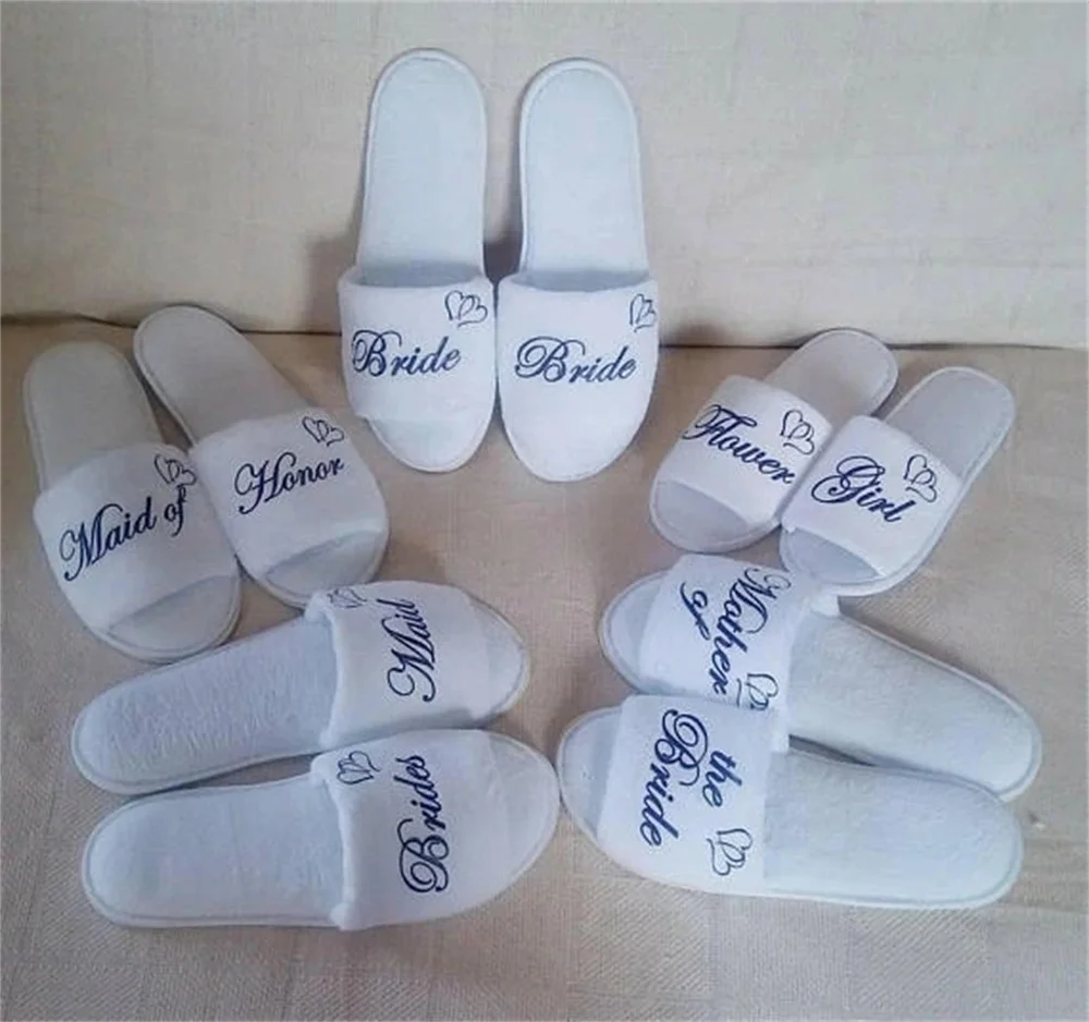 

Personalize Wedding Bridesmaid Bride Spa Slippers Matron Of Honor Flower Girl Night Bachelorette Party Favors Companygifts
