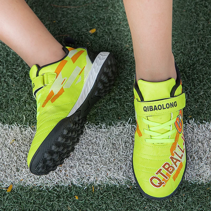 Spring New Children Soccer Shoes Boys Printing Graffiti Non-slip Outdoor Sports Competition Training Girls football Sneakers