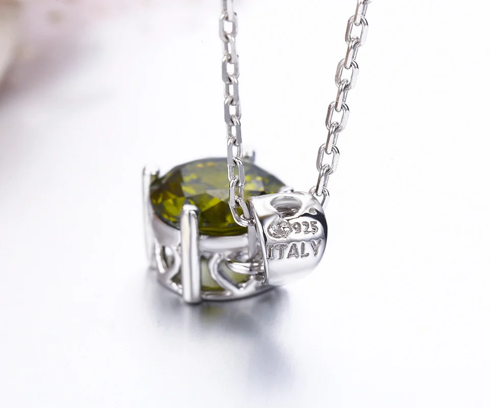 Кулон из серебра 925 пробы с фианитами | Украшения и аксессуары