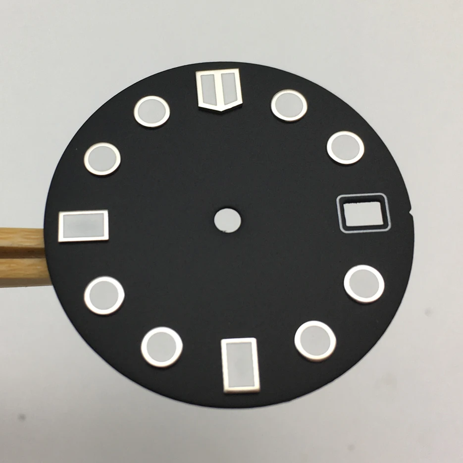 No Logo 28.5mm Watch Dial  Substitute Modified Dial Luminous Literal  for NH35A Movement BD8 Men Watch Accessories