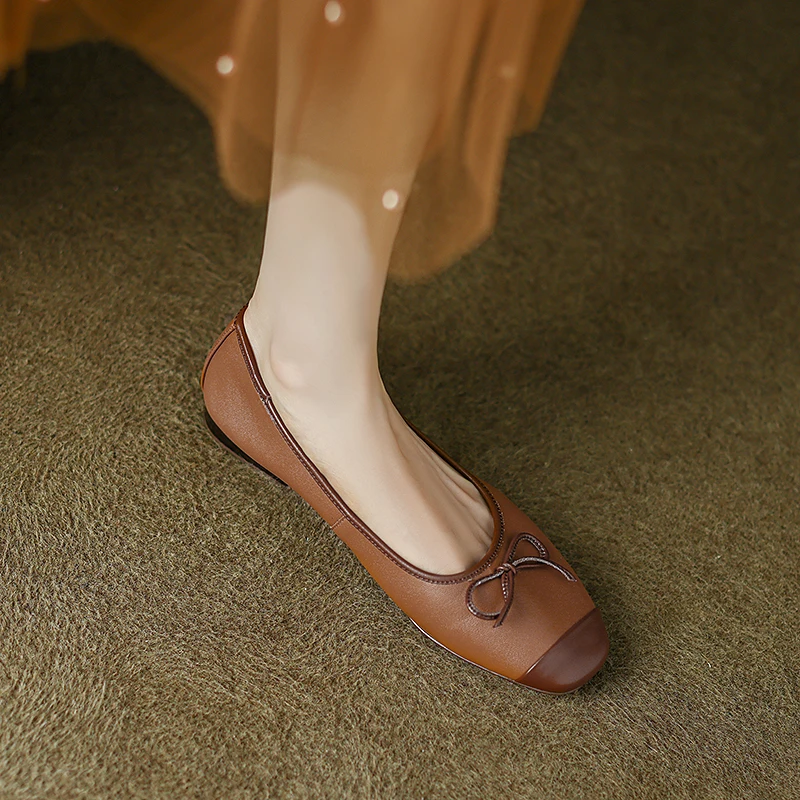Туфли женские с круглым носком балетки бантом низкий каблук спилок повседневная