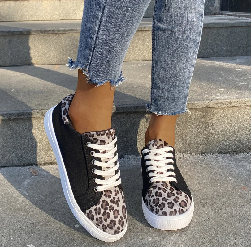

Women Flats Shoes Ladies Sneaker Casual Sneakers 2022 Fashion Vulcanized Shoes Walking Footwear