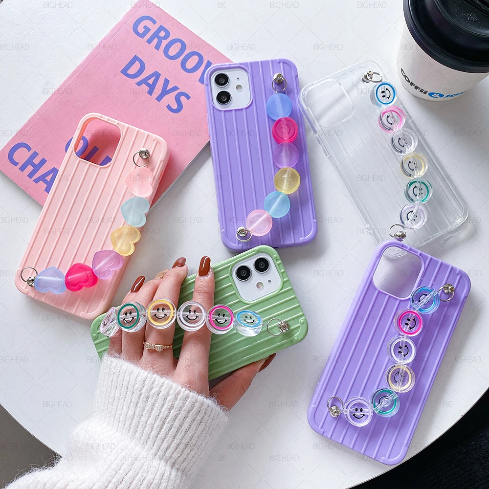 

Chic So Warm Smile Bracelet Candy TPU Soft Phone Case for IPhone 11 Pro Max 12 Mini XR X XS Max 6 6S 7 8 Plus SE 20 Cover Coque