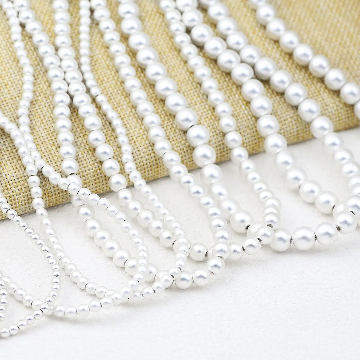 Натуральный матовый гематитовый камень серебристый с водяным покрытием круглые