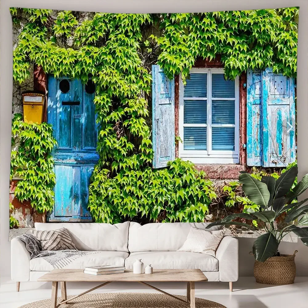 Старое окно с цветами внешняя фотография старинная дверь в Вероне лтали домашнее