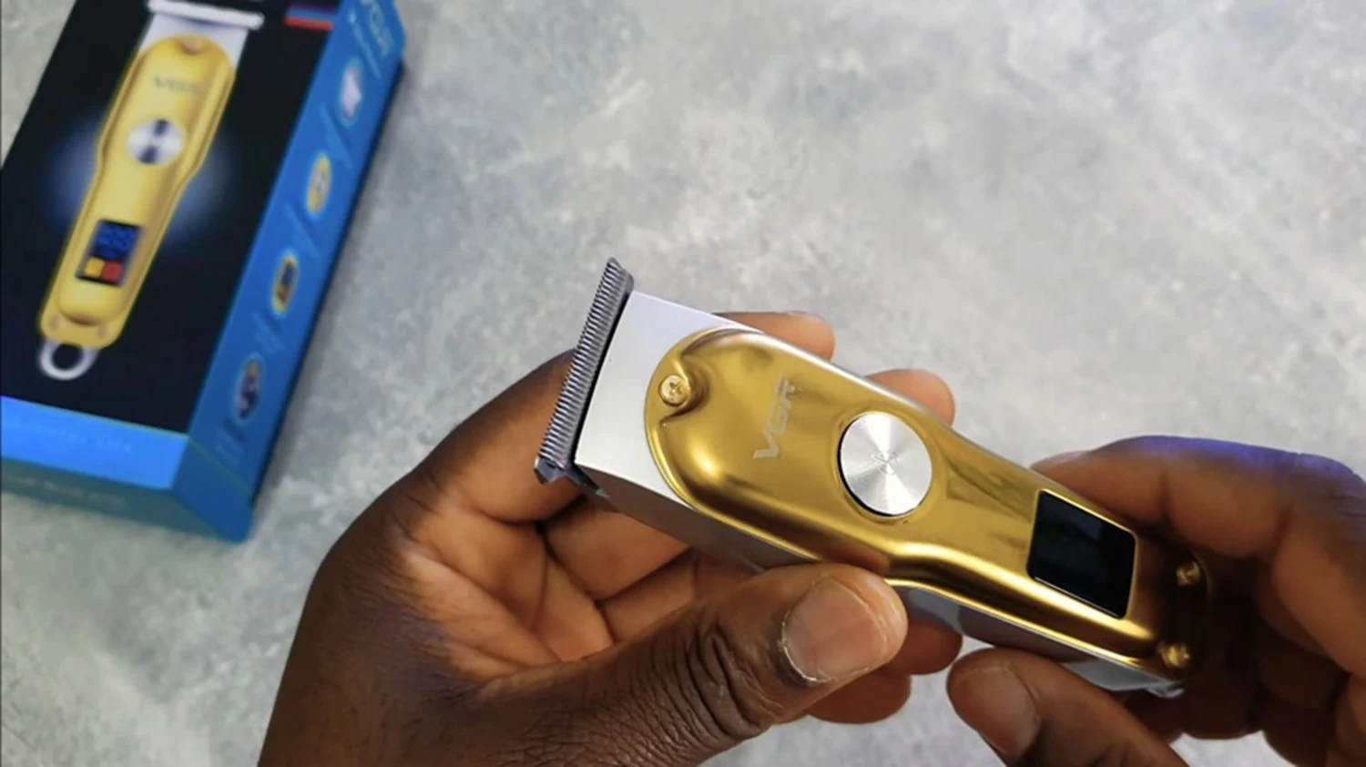 

LCD Rechargeable T9 Hair Clipper Professional Baldheaded Electric hair Cordless Shaver Trimmer Men Barber Hair Cutting Machine