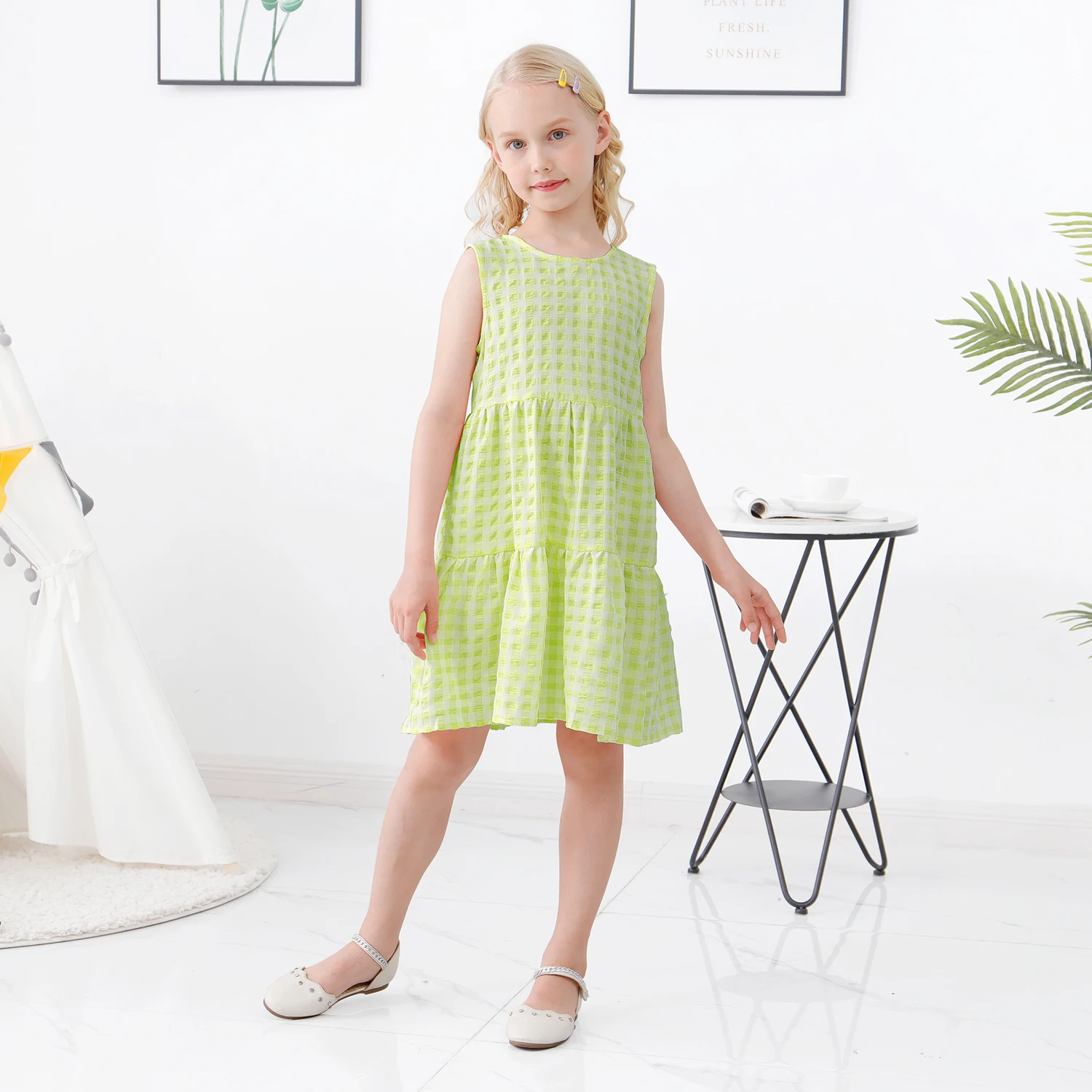 Клетчатое платье для маленьких девочек с рукавами-фонариками весенне-летние