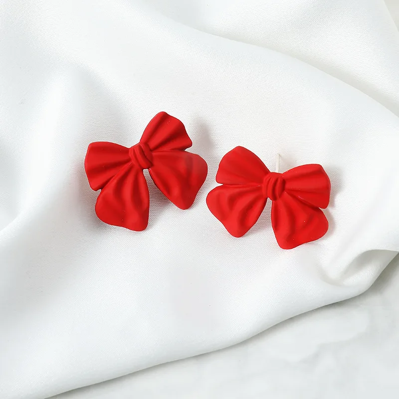 

Korean Cute Bowknot Stud Earrings Creative Vintage Butterfly Earrings For Women Earing Jewelry Earings Earring Kolczyki O1211