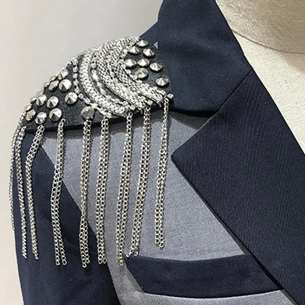 

Shoulder Tassels Epaulet Chain Tassels Rivets DIY Clothes Decor Men Women Shoulder Board Badge Brooch Business Suit Accessories