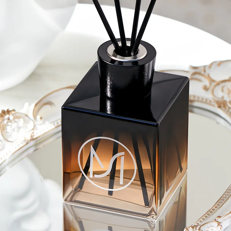 

250ml Gradient Green/Brown Bottle Aromatherapy Diffuser Black Wooden Cap Reed Diffuser Black Fiber Rattan Sticks Essential Oil