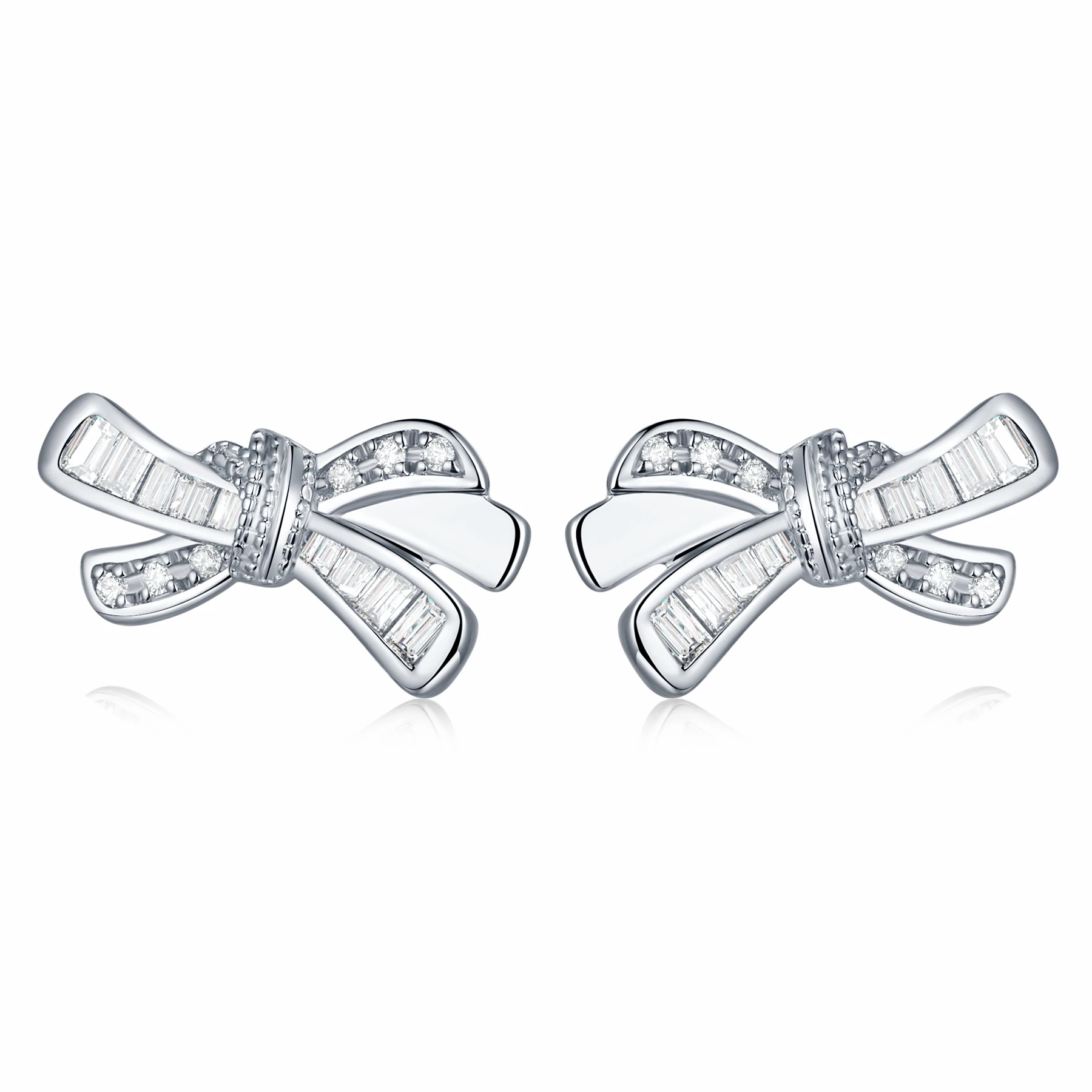 

OTIY 18K White Gold Fashion Earrings Baguette Real Diamonds 0.15ct Bowknot Stud Earring For Woman Luxuly Party Fine Jewelry