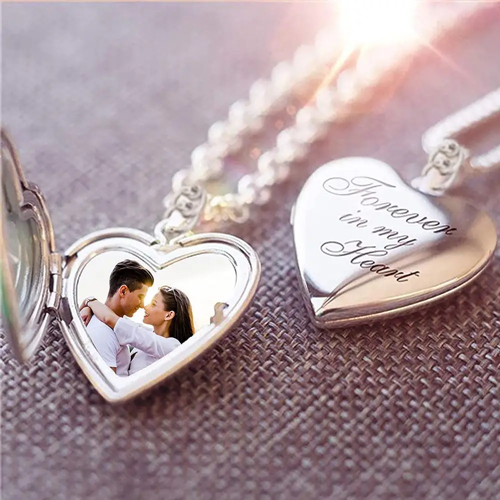 Silver Color Love Heart Locket Pendants for Women Men Openable Photo Frame Glossy Family Pet Picture Necklace Family Love Gift