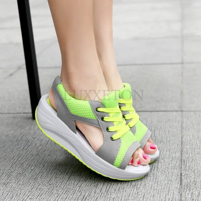 Women's Casual Open Toe Sport Sandals 2023 Summer Fashion Mesh Breathable Comfortable Chunky Sneakers Ladies Sexy Platform Shoes