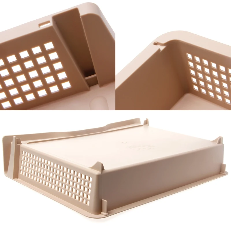 Бумага формата А4 наложенная на рабочий стол стеллаж для хранения файлов