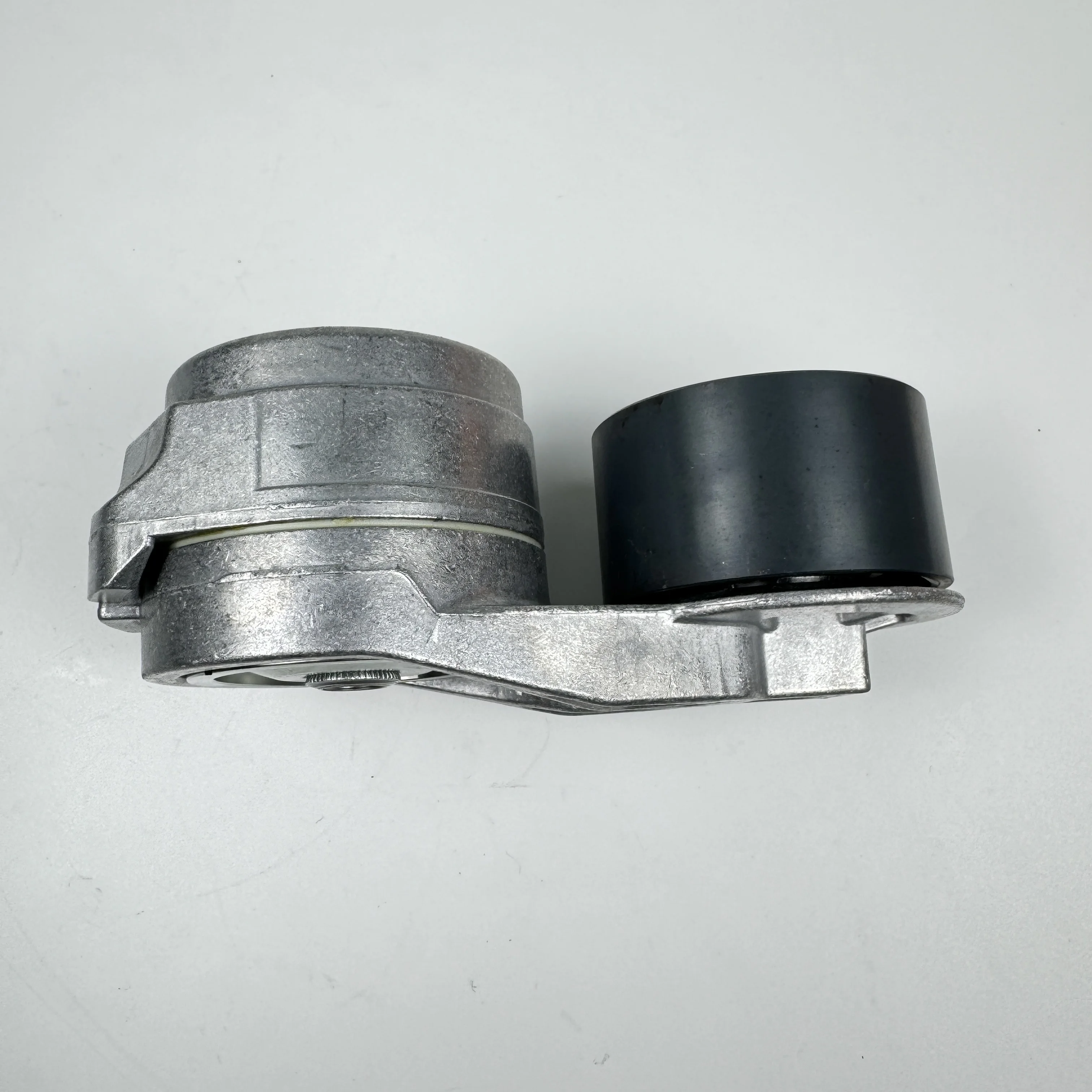 Натяжитель ремня 1830033C2 для международного двигателя 5500i 5600i 8500