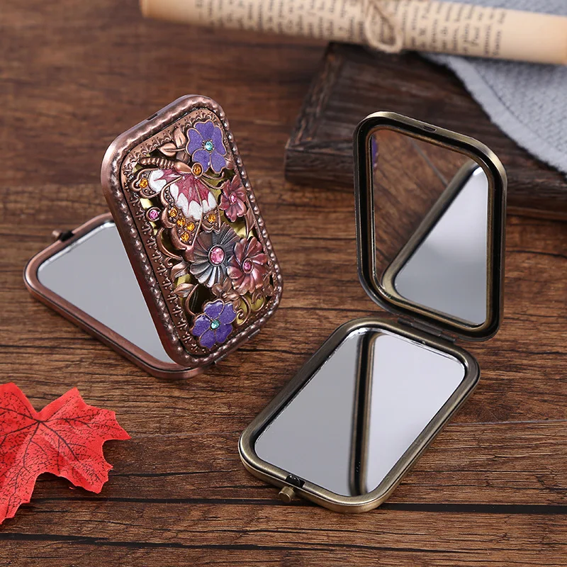 

L57 Folded Pocket Mirror Vintage Hollow-out Carving Rhinestone Mirror with Gift Box Portable Makeup Mirror