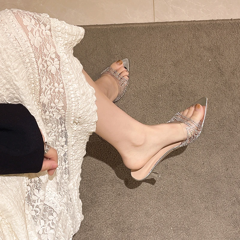 Новые летние тапочки без шнуровки женские модные износостойкие туфли со