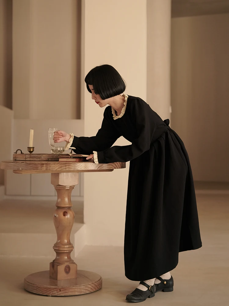 

Fungus lace round neck high waist lantern sleeve palace retro black dress big A-line skirt autumn