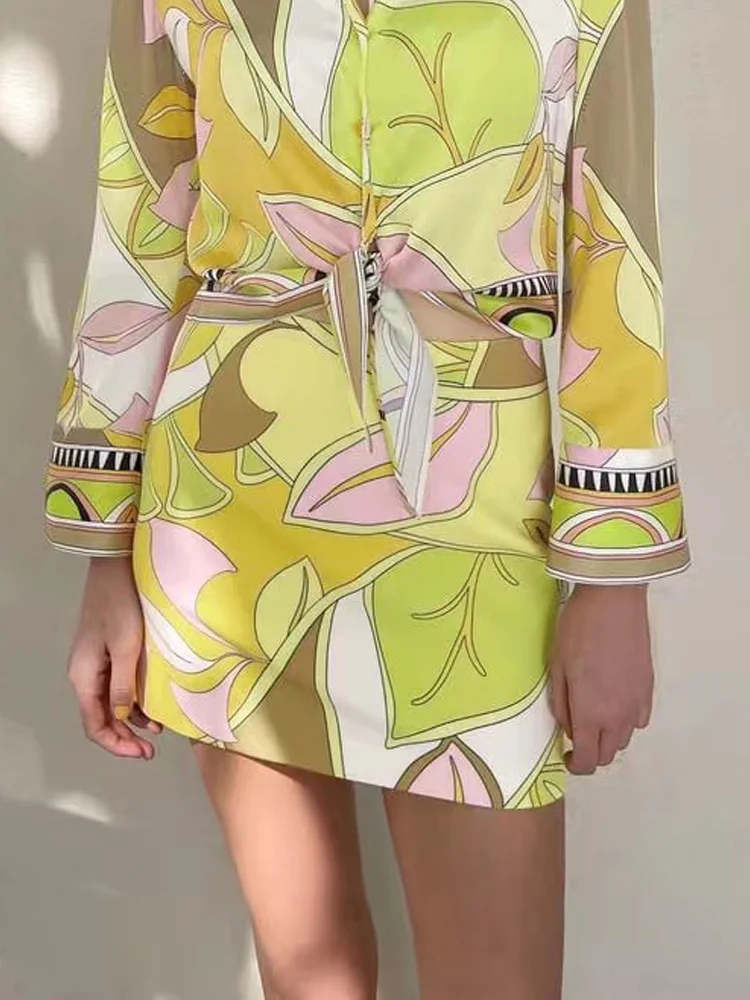 

Kumsvag 2022 Summer Women Mini Skirts Fashion Vintage Print Zipper Satin Female Sweet Street Skirt Clothing