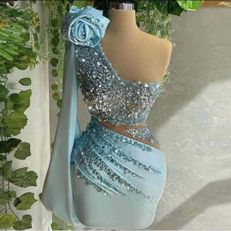 

Женское вечернее платье на одно плечо, голубое короткое коктейльное платье с блестками и бисером на одно плечо, вечернее платье на заказ