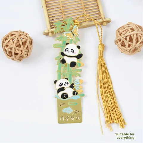 Металлическая закладка для книг с пандой