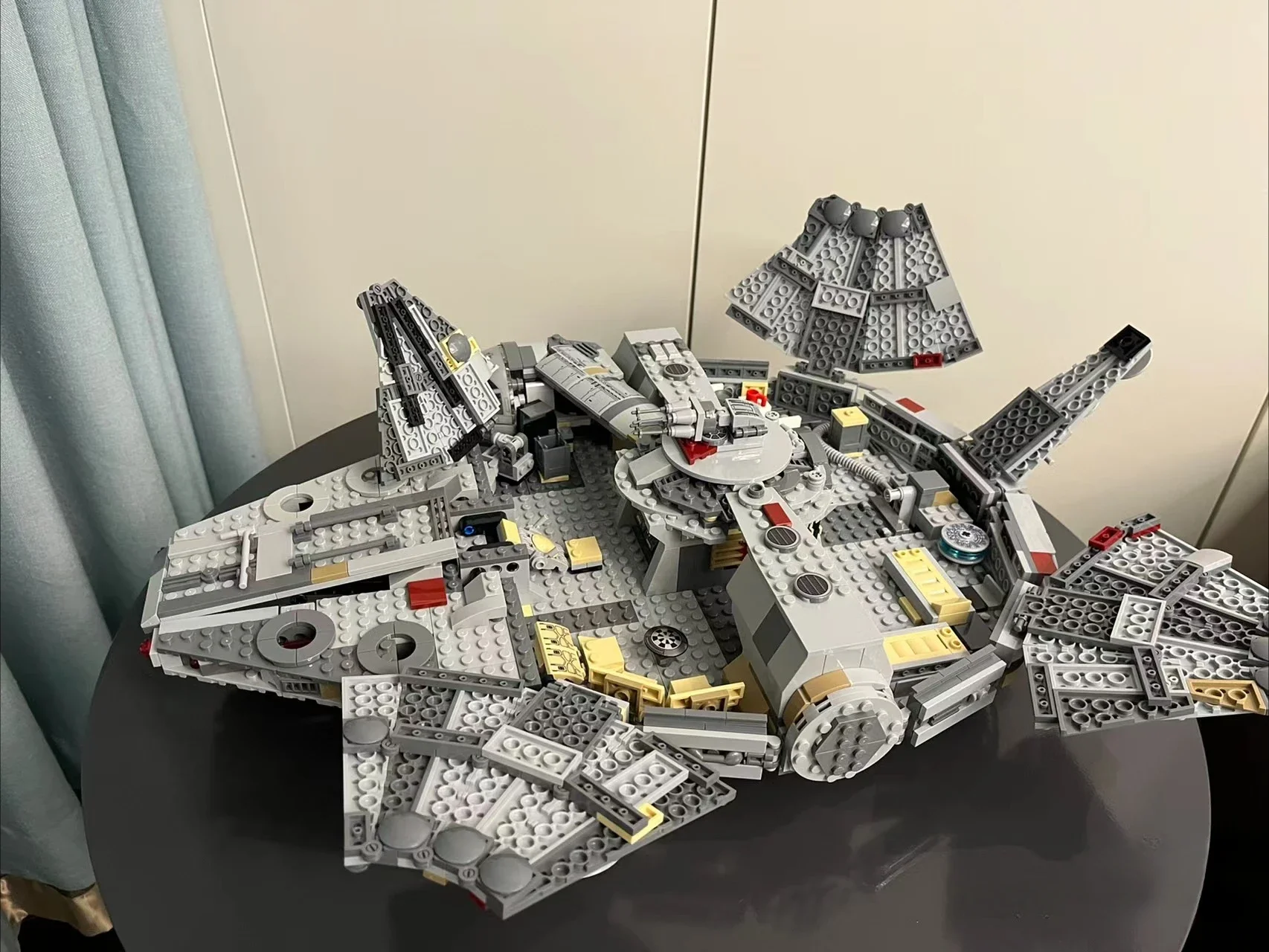 Конструктор Falcon 75257 Космический корабль