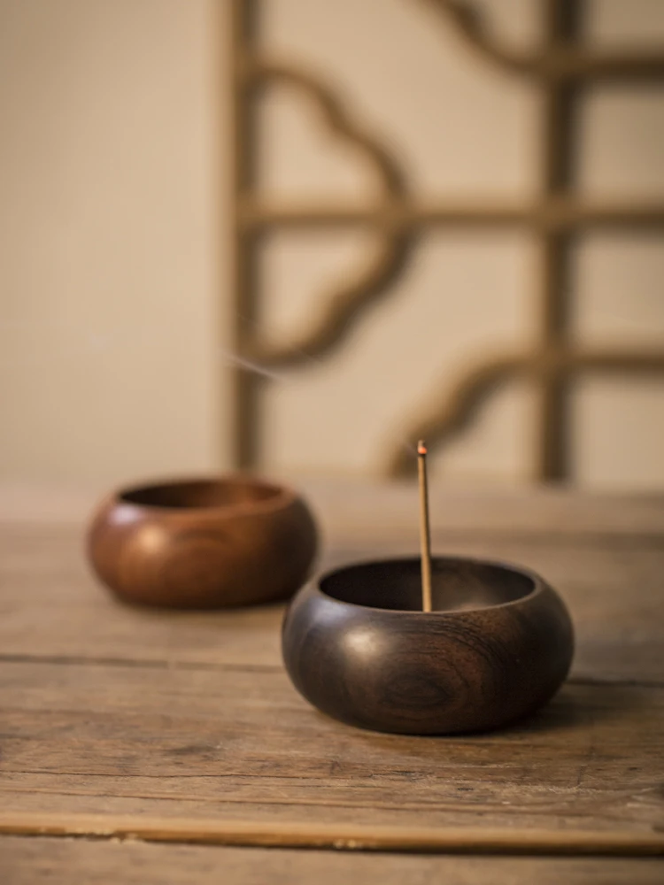 

Ebony Sandalwood Round Mini Incense Burner Wooden Travel Incense Seat Indoor Sandalwood Agarwood Porous Line Incense Burner