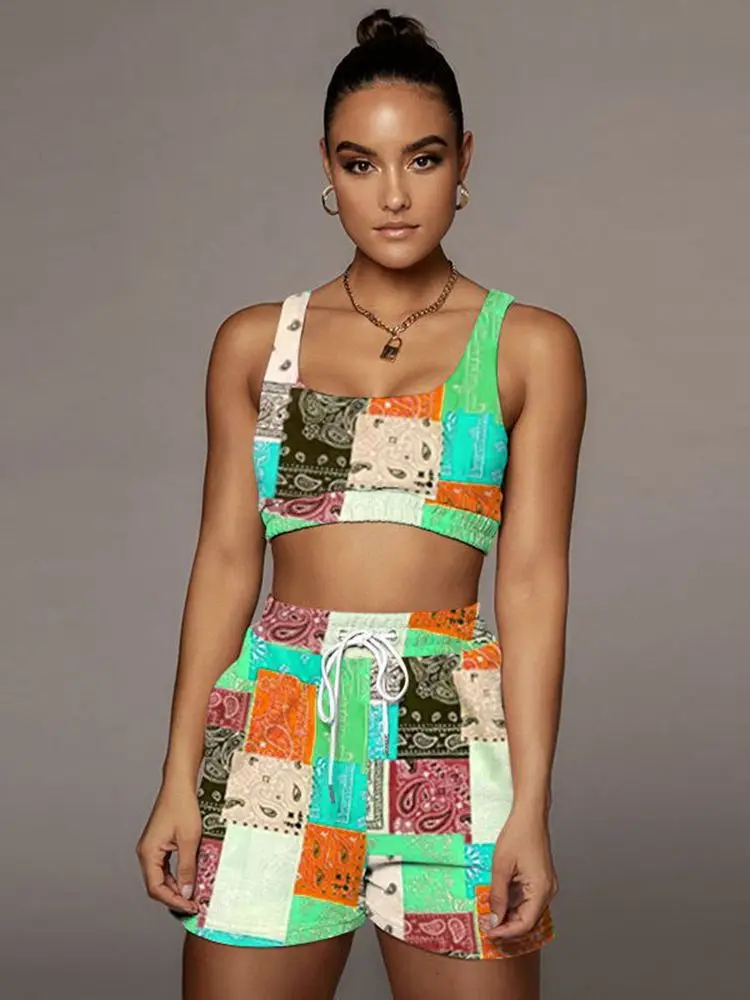 

Женский спортивный костюм ZOOEFFBB, комплект из двух предметов: бандана, короткий топ и велосипедные шорты, летний тренировочный костюм, 2022