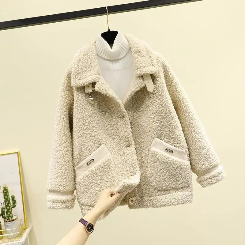Рисунок 4 - Short Lamb Wool Coat Jacket Women