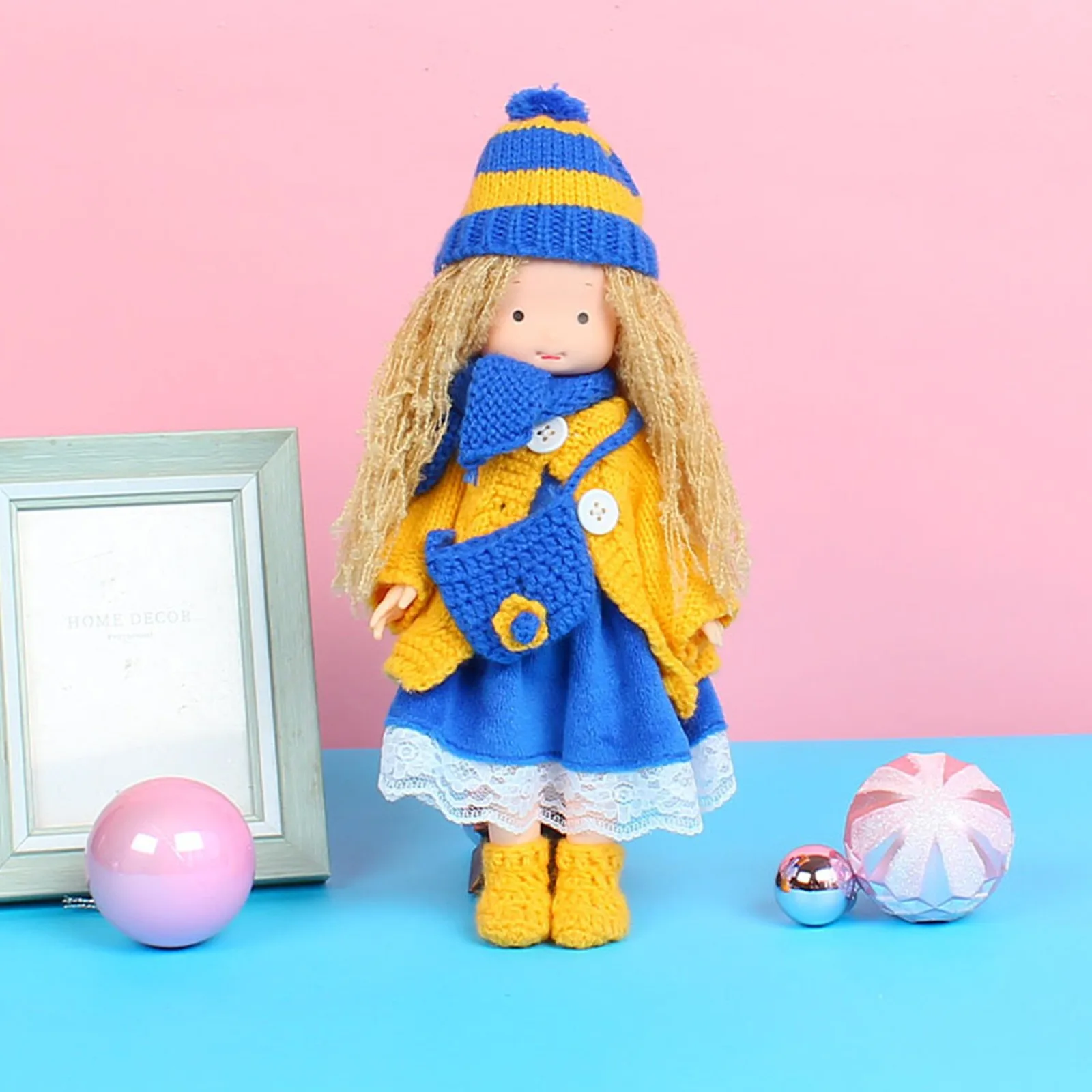 

Knitted Doll Desktop Decoration Creative Doll Standing DIY Waldorfs Doll Table White Balls Christmas Ornaments Ornament Ball