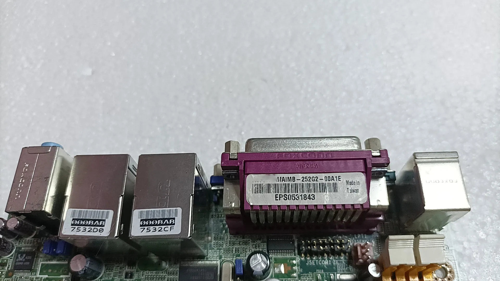 Фото AIMB-252G2-00A1E Промышленная материнская плата Mini-ITX с двумя сетевыми портами, одна плата, цена AIMB-252 AIMB-252G2 №5