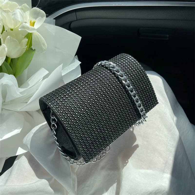 

Fashion Women's Bag 2022 Trend Small Shoulder Crossbody Bags for Ladies Chains Diamonds Messenger Handbags Female High Quality