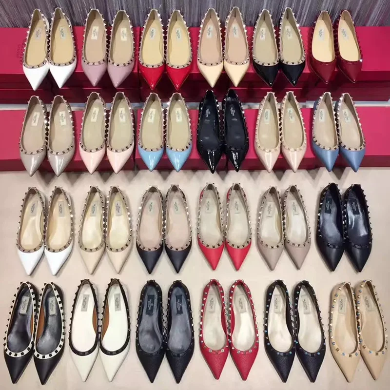 

Plus Size Luxury Brand Design Colorful Point Toe Rivet Flat Shoes Women Professional Low Heels Casual Shoes Zapatos Mujer