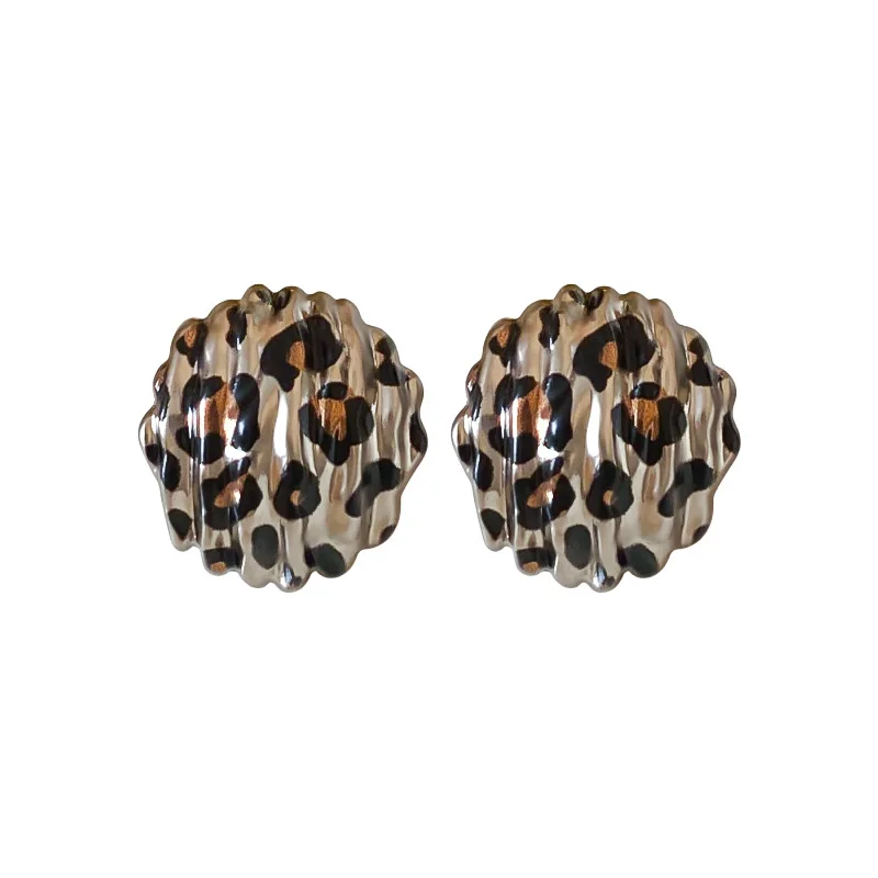 Круглые серьги в стиле ретро