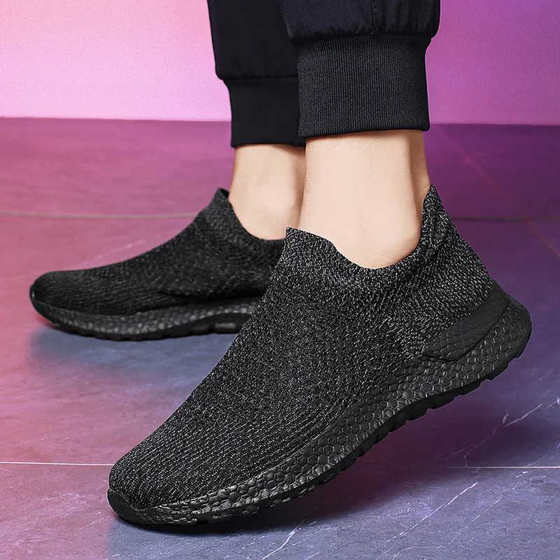 Lightweight Men's Jogging Sneakers 2023 New Hot Sale Cushioning Road Male Running Shoes Adult Breathable Athletic Casual Shoes